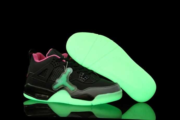 Air Jordan Cehommet 4 De La Porcelaine Magasins En Ligne Nike Chaussures Jordan Chaussures